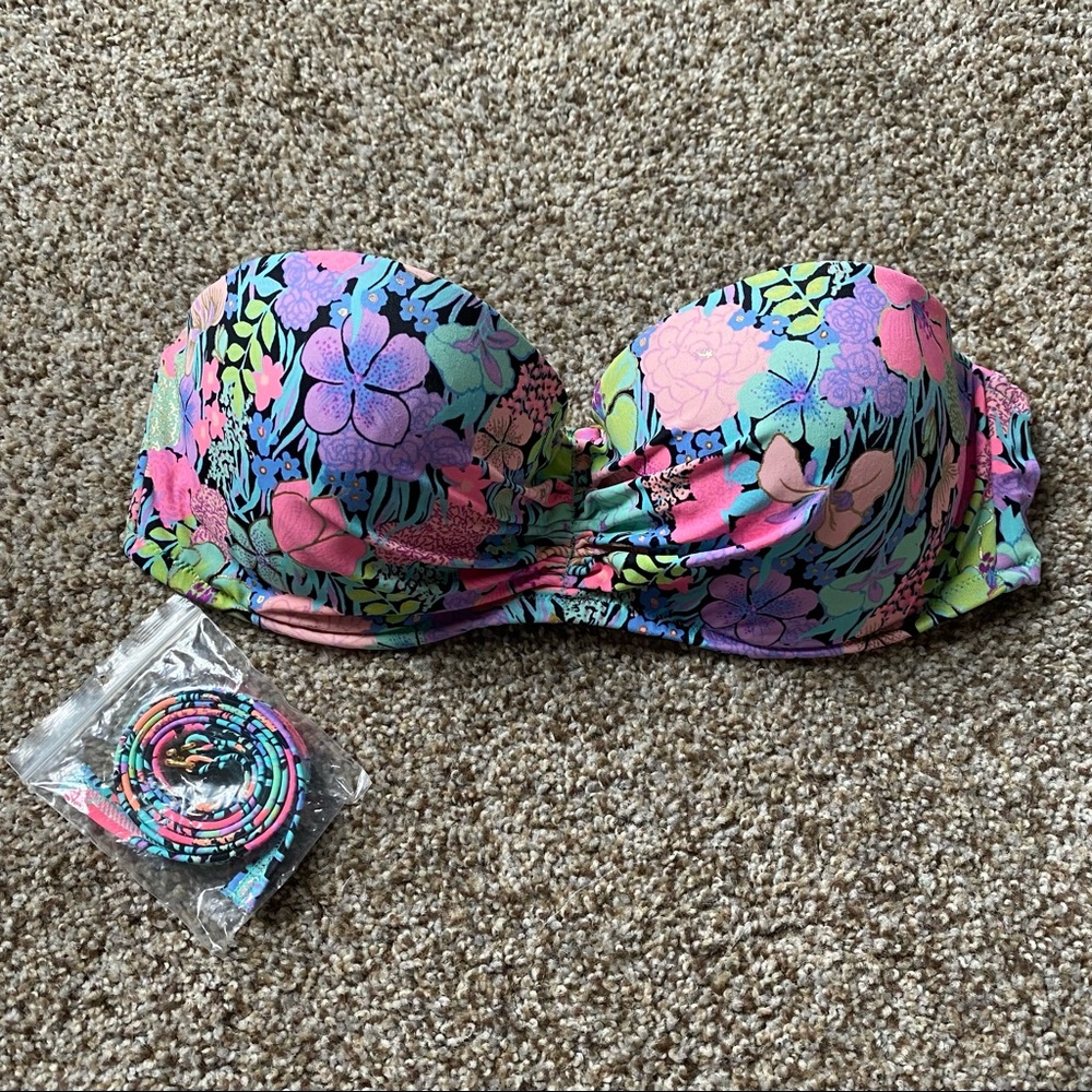 Victoria’s Secret Strapless Bathing Suit Top